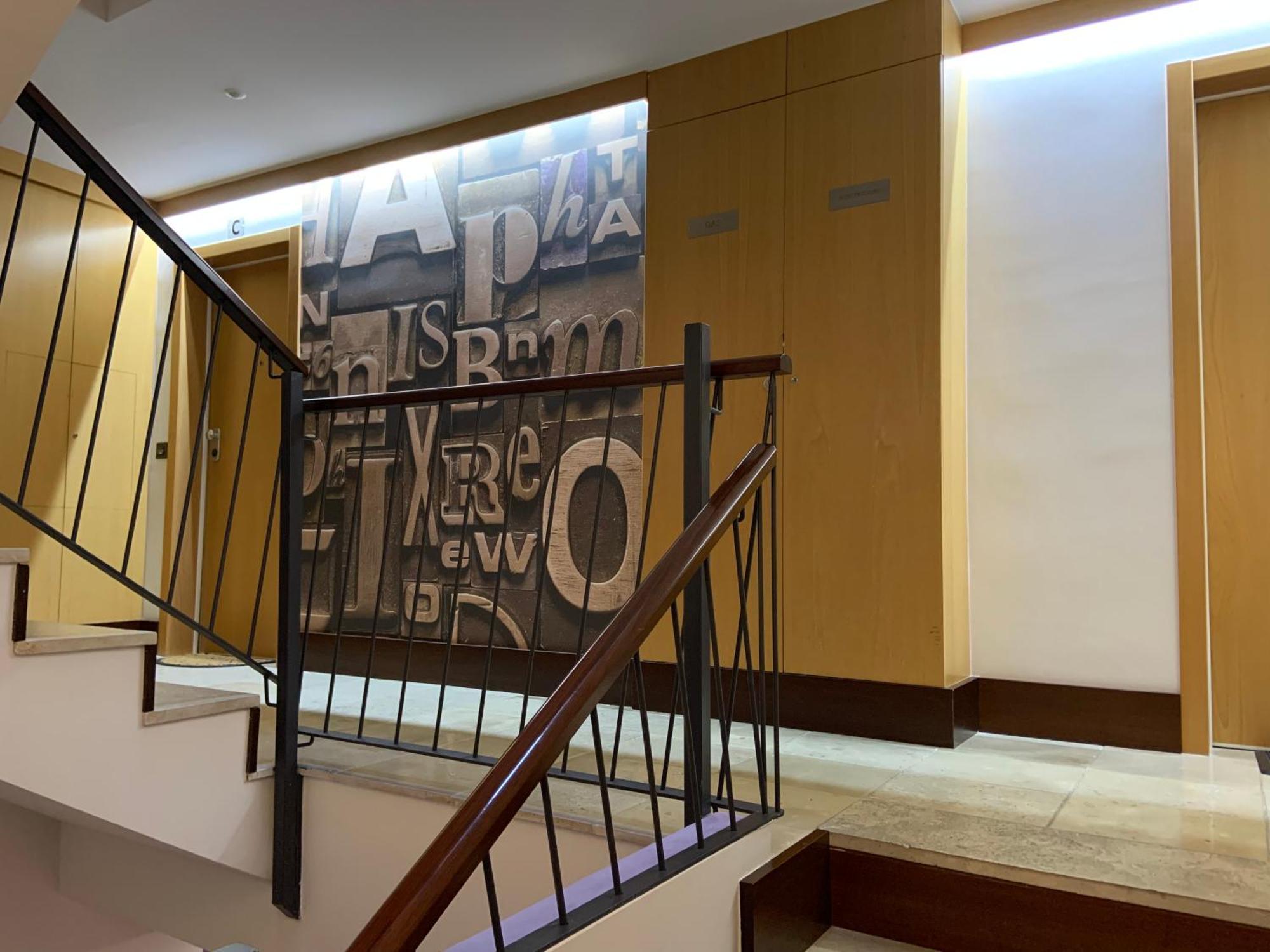 Forum Evolucion Residence Burgo Εξωτερικό φωτογραφία