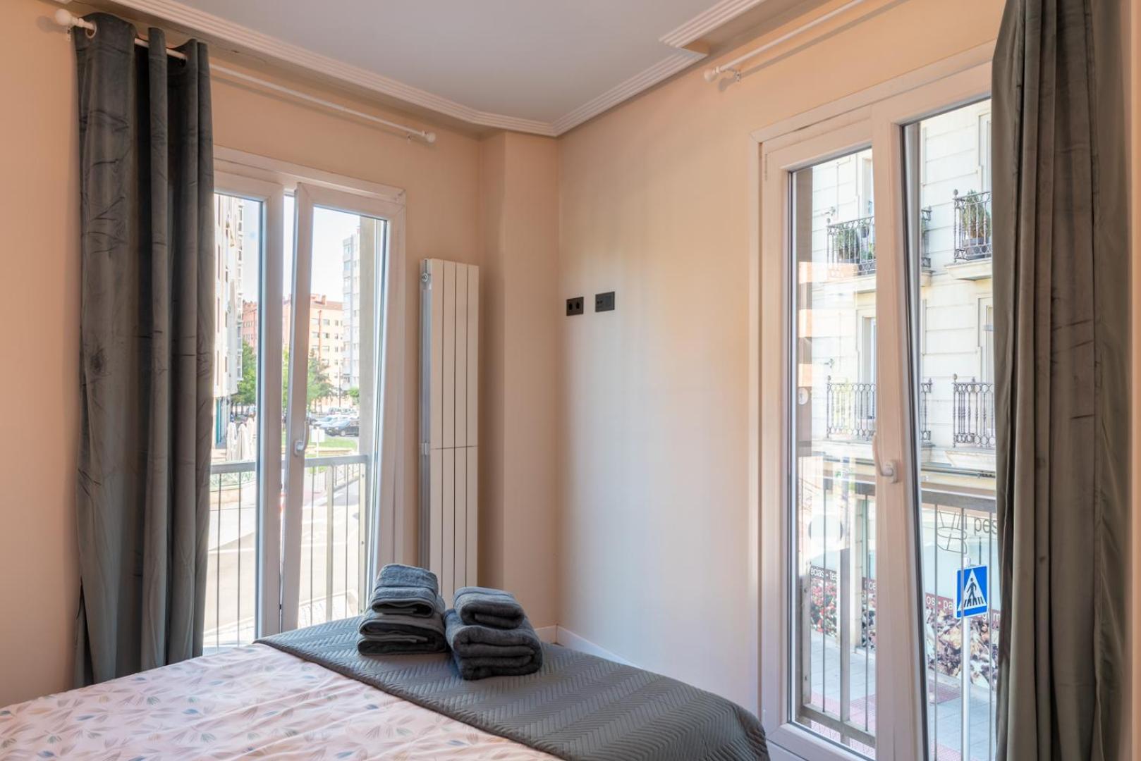 Forum Evolucion Residence Burgo Εξωτερικό φωτογραφία