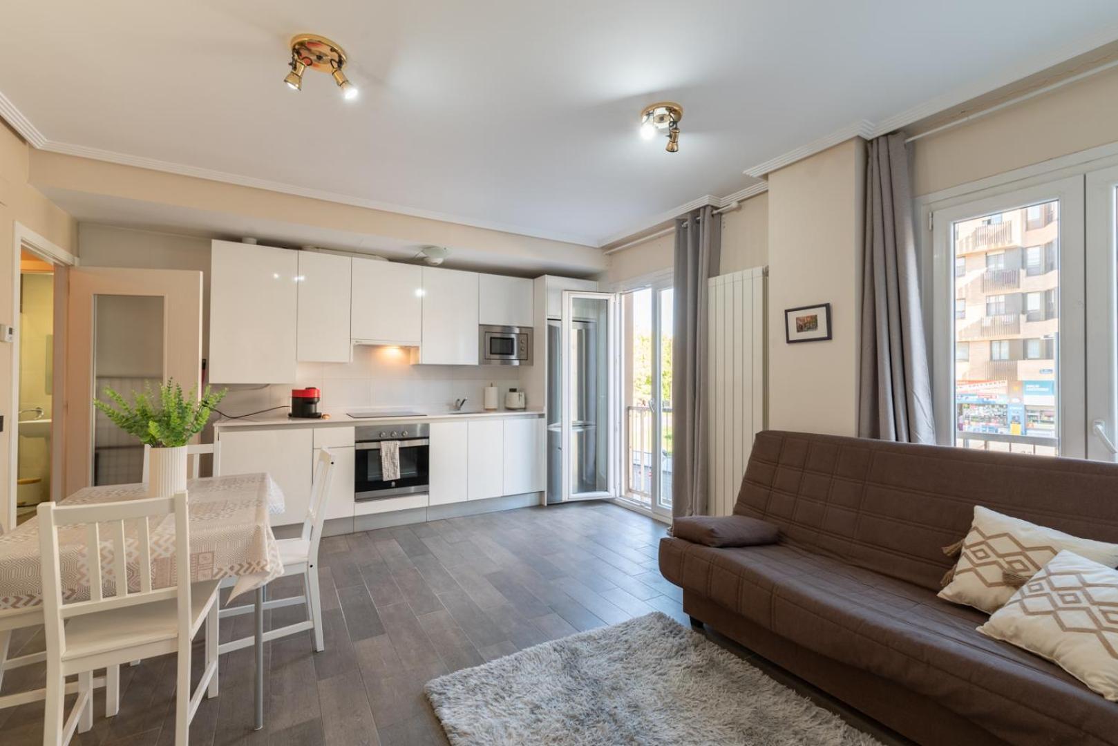 Forum Evolucion Residence Burgo Εξωτερικό φωτογραφία
