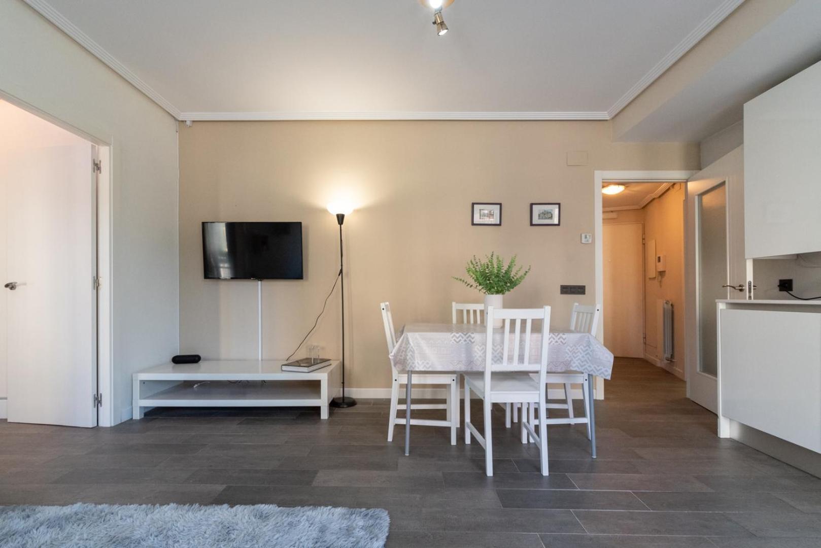 Forum Evolucion Residence Burgo Εξωτερικό φωτογραφία